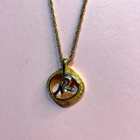 Nina Ricci Necklace 1 in Pendant on a 14 in Chain Gold tone Chain - Picture 1 of 5